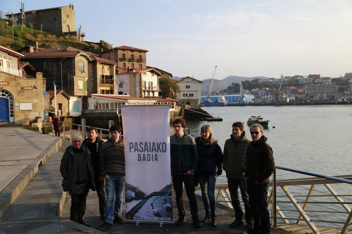 'Pasaiako Badia' dokumentalaren crowdfunding kanpaina aurkeztuko dute larunbatean Agirrek eta Otamendik
