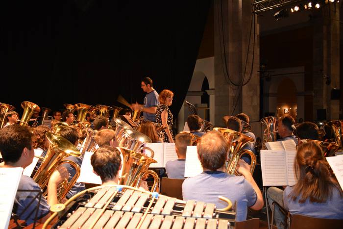 Tuba Jaialdia "arrakastatsua" izan dela esan dute haren antolatzaileek