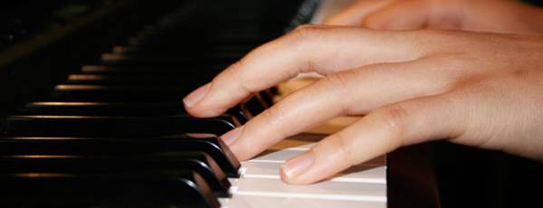 Musika Eskolako piano ikasleek emanaldia eskainiko dute bihar