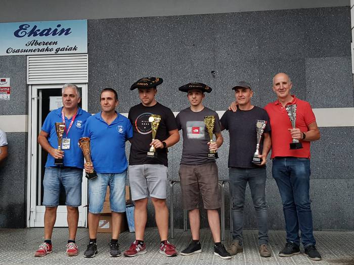 Jon Pelaez eta Ander Kerejeta azpeitiarrak nagusi XVI. Auto Klasikoen Rallyan