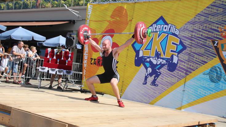 Halterofilia txapelketa herrikoia egingo dute aurten