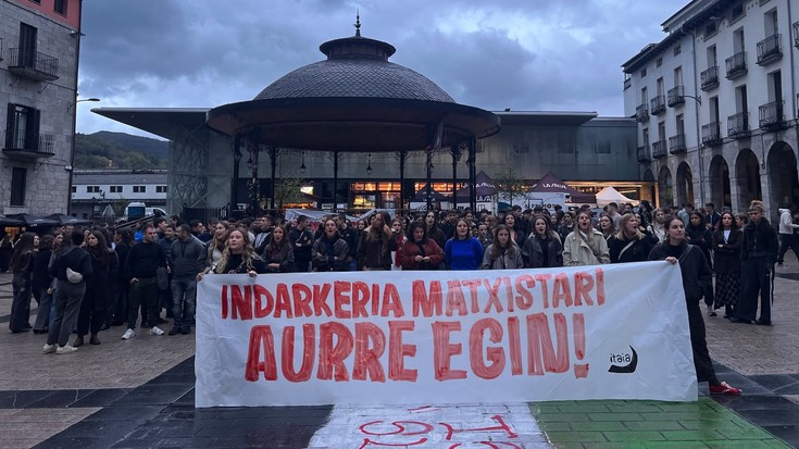 Angelukoa "erailketa matxista" izan dela salatu du Itaiak