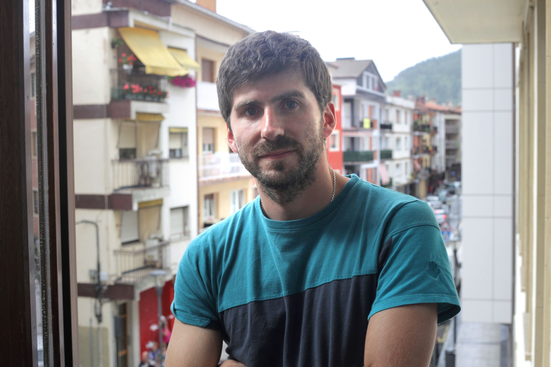 Mikel Aranzabal: “Beti da berezia herriko gaztetxean jotzea”