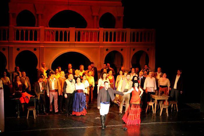 Baztartxo opera bihurtuta
