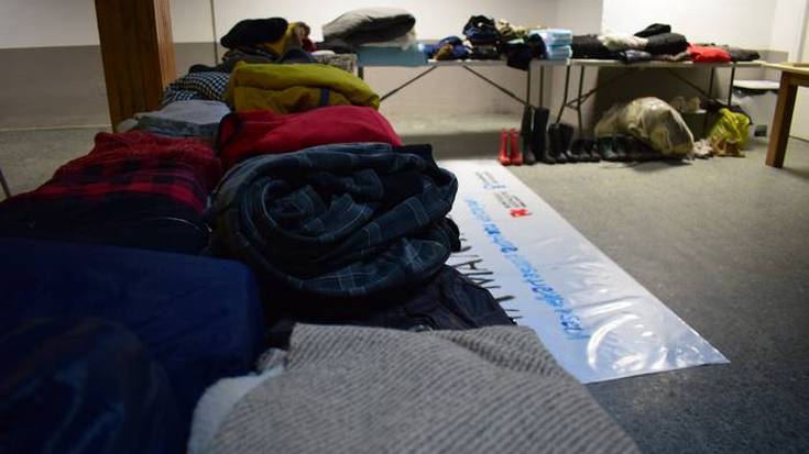 Neguko arropak banatuko dituzte gaur Etxape zentro sozialistan