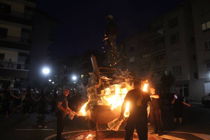Jaiak: Balentziaga kaleko San Joan festak