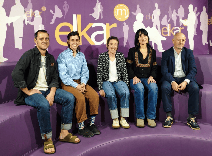 Xabier Etxeberriak jaso du Elkar Fundazioak banatutako aurtengo Joseba Jaka Beka