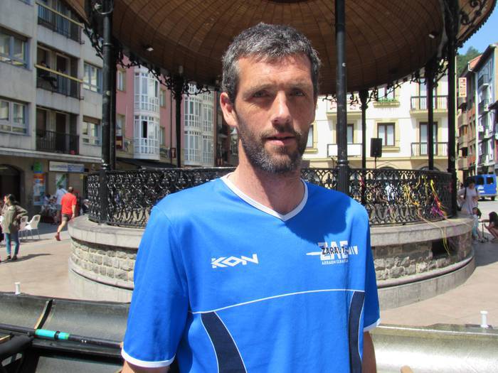 "Negu onak uda ona dakarrela sinetsarazi diegu arraunlariei"