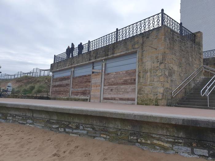 Ireki dute Zarauzko malekoiko kantinak ustiatzeko lizitazioa