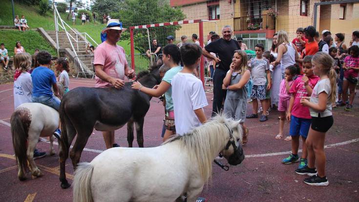 Festa giroa da nagusi Vista Alegren