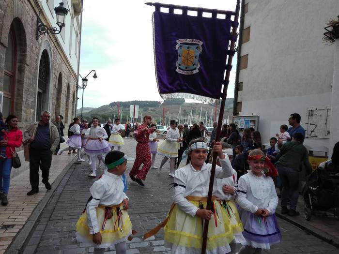 Danbor burrunba San Telmoren etxean