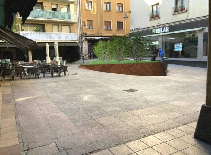Berdegune berri bat jarriko dute Barren plazan