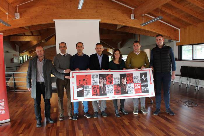"Txapeldunen historiak" gogoratzeko prest dator XXVI. Azkoitia-Azpeitia maratoi erdia