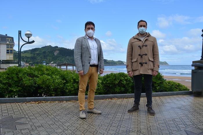 Hamar sarrera-irteera izango ditu Zarauzko hondartzak aurtengo udan