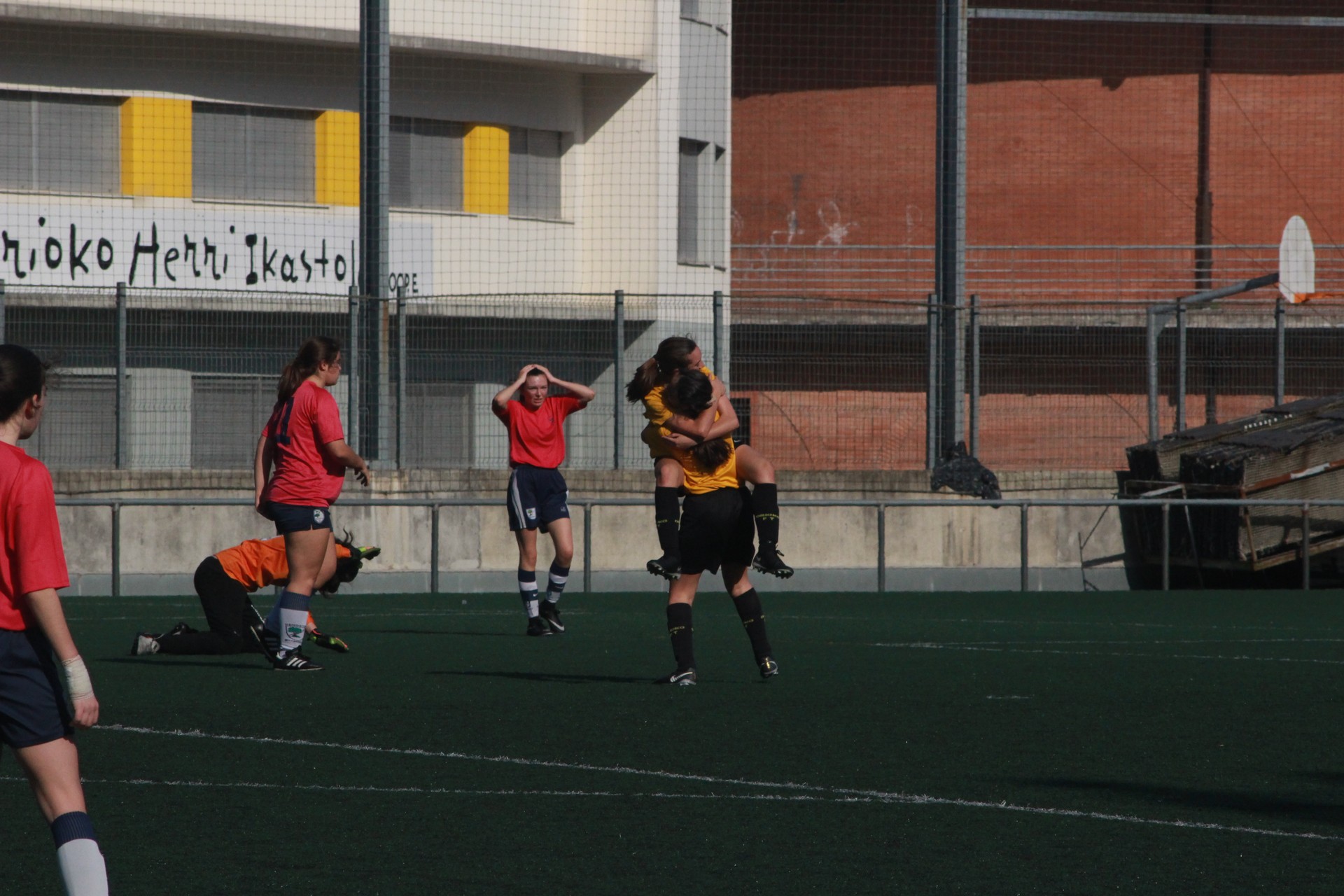 Asteburuko futbol partidak