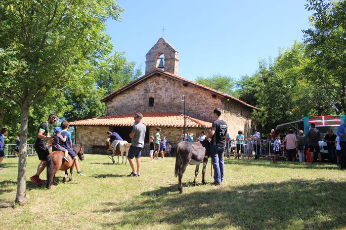 Larunbatean ospatuko dituzte jaiak San Lorenten