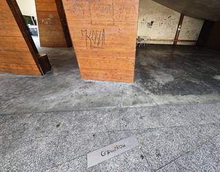 Oteiza frontoiak egoera "penagarrian"