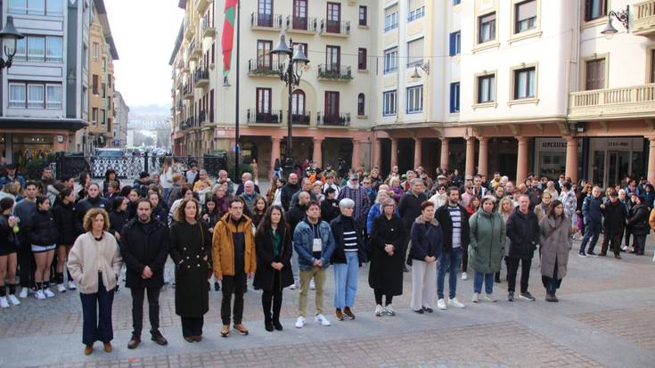 Herritar ugari bildu da eraso matxista salatzeko