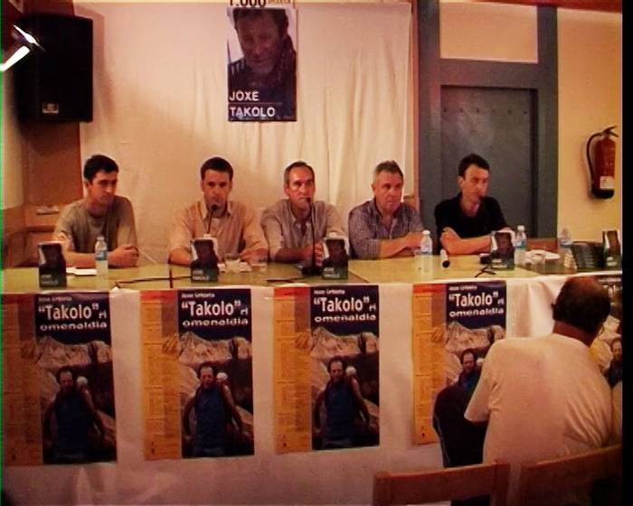 Gaur dira 25 urte Uztarria kultur koordinakundeak lehenengo liburua atera zuela