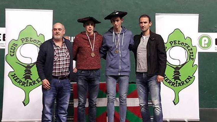 Unai Alberdik eta Jakes Elosegik txapela irabazi dute Euskal Herriko kluben arteko lehian