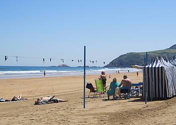 Seina gune izango dituzte bainulariek eta surflariek Zarauzko hondartzan
