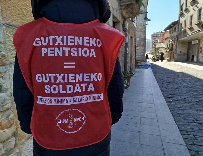 Pentsiodunen HELaren aldeko sinadura bilketa hasiko dute Azkoitian