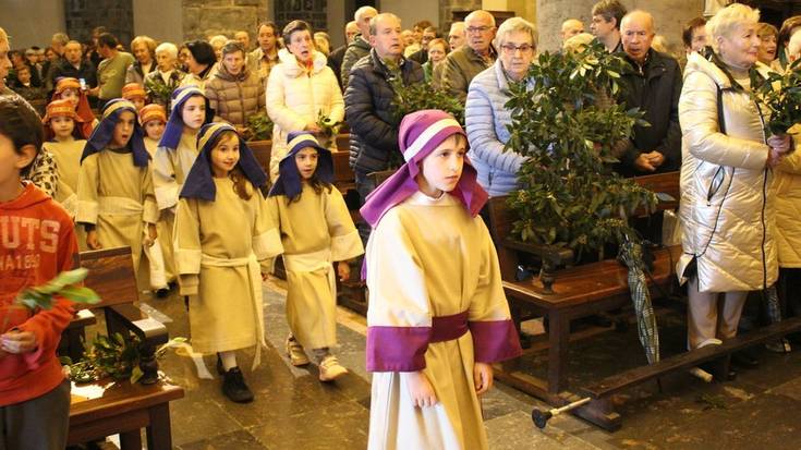 Igandeko Erramu Egunarekin hasiko dira Aste Santuko ekintzak Azkoitian