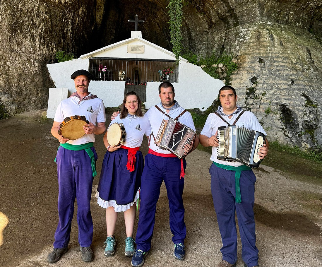 Amets Bilbao eta Ander Gorostiaga eta Arboledako Trikitixa igoko dira Aristerrazuko oholtzara bihar