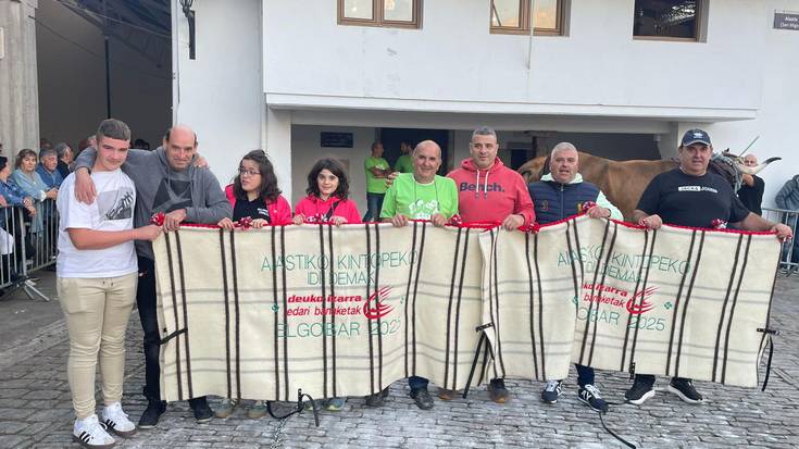 Elgoibarko Aiastia auzoko jaietako idi demak irabazi ditu Isidro Erretegiak
