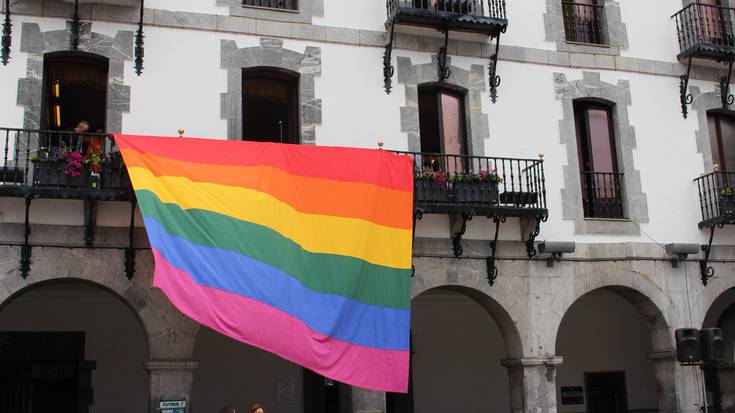 Udalaren adierazpen instituzionala,  LGTBI kolektiboaren Sexu Askatasunaren Aldeko Nazioarteko Egunaren harira