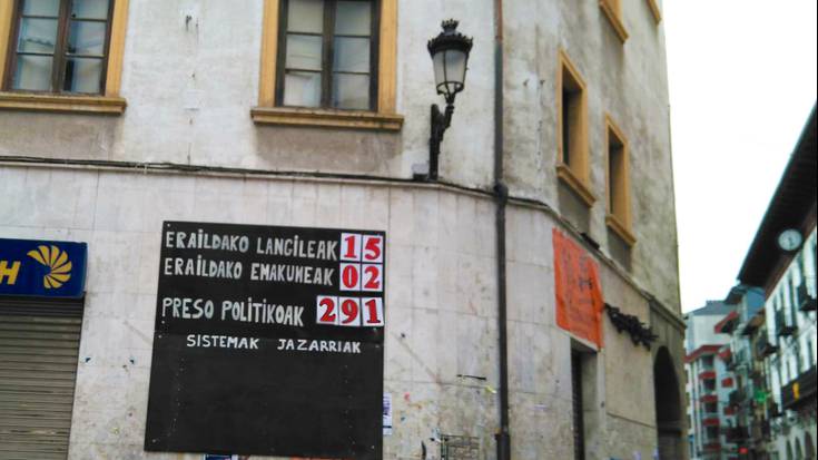 Panel informatiboa, "sistemaren jazarpen kasuen berri emateko"