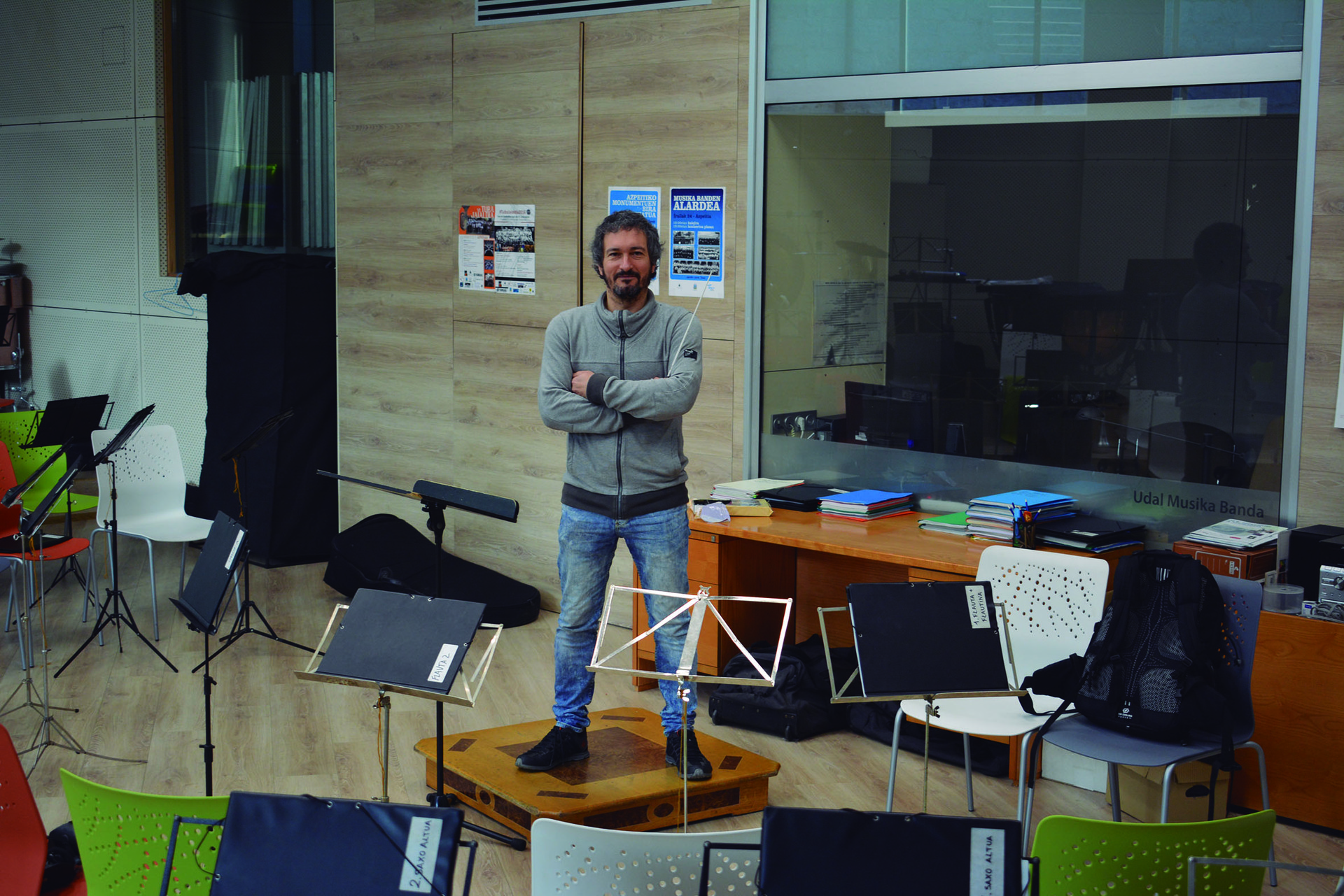 Unai Frantsesena: "Gau ero baterako gitarra elektrikoa ondo distortsionatuta aukeratuko nuke"