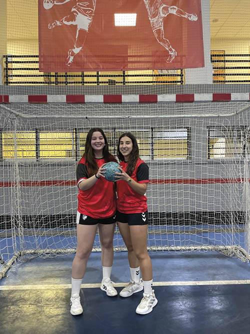 June Uranga eta Nerea Bernal: "Helburuan sinesteak eraman  gaitu lehen mailara"