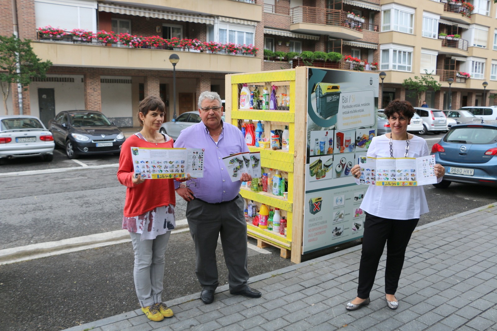 Zaborra biltzeko sistema behin betiko aldatu du Udalak 