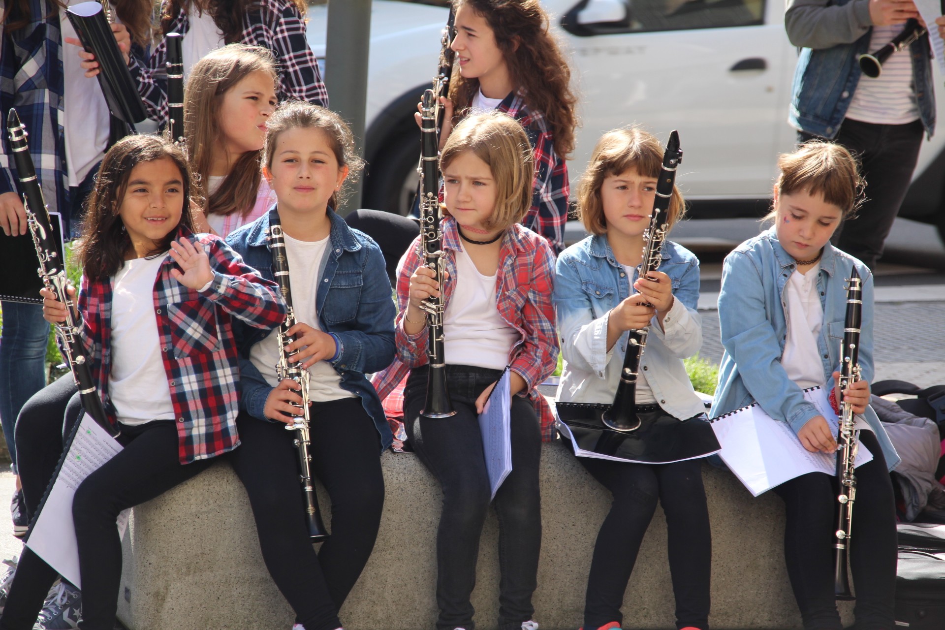 Danbolin musika eskolaren aukerak eta ordutegiak