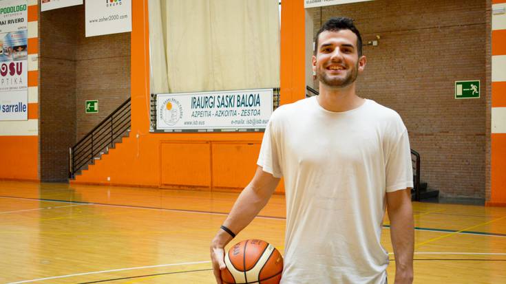 Bilbao Basketek Aitor Zubizarreta fitxatuko du, eta Iraurgi SB-ri utziko dio
