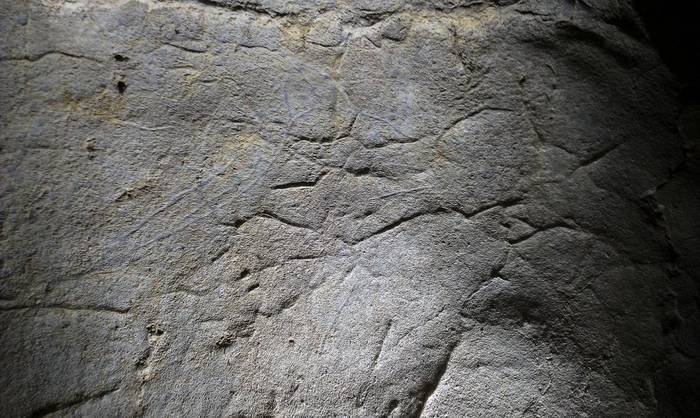 Paleolitoko grabatu multzoa aurkitu du Antxieta jakintza taldeak Zestoan 