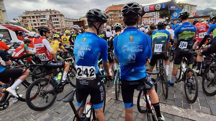 Eman dio hasiera denboraldiari Eulen Nuuk txirrindulari taldeak