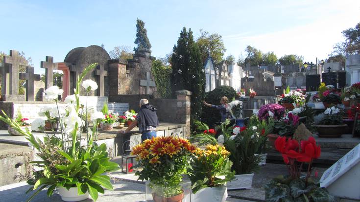 Hilerrira autobus zerbitzu berezia izango da egunotan