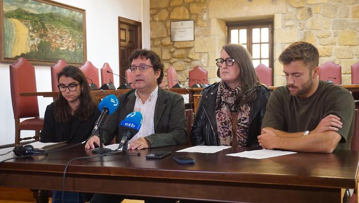 Zarautzen jazotakoa hilketa matxista izan dela jakinarazi du udalak