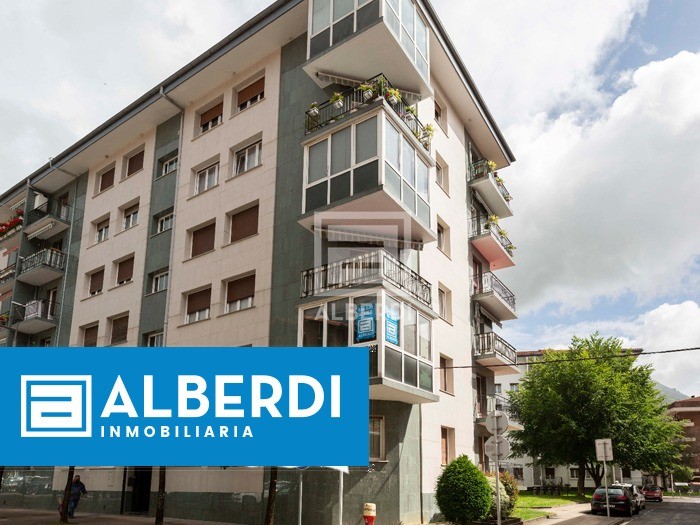 Etxebizitza ederra Julio Urkixo etorbidean