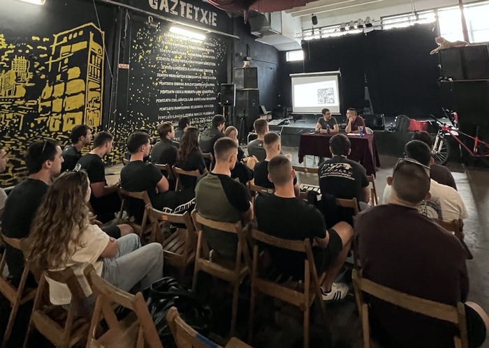 Euskal Nazio Askapenerako Mugimenduari buruzko solasaldiarekin ekin diote Gazte Asteari