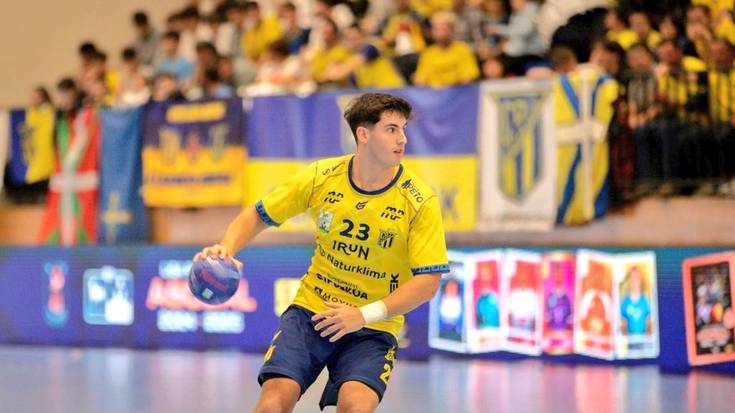 Villa de Aranda taldean jokatuko du datorren denboraldian Asier Iribarrek, Bidasoak utzita