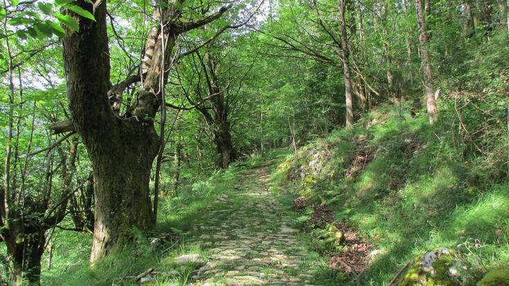 Izu mendira igandean, egun osoko irteeran