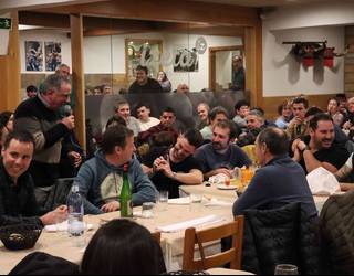 Sagardo denboraldian murgildu dira Izetan ere