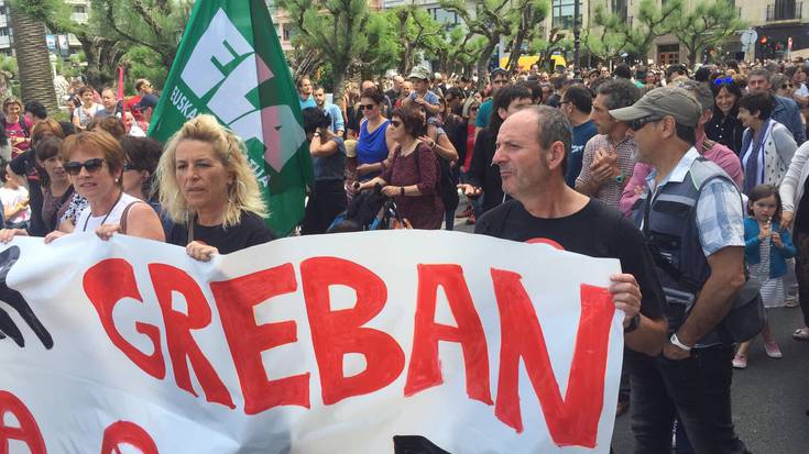 Grebara batu dira Herri Eskolako irakasleak