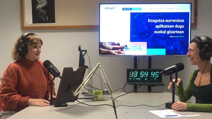 "Gurea zientzia podcast bat da, feminista eta umore kutsukoa"