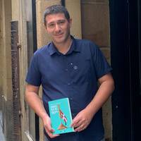 Liburu aurkezpena: 'Esnatu ala hil', Garikoitz Goikoetxearekin