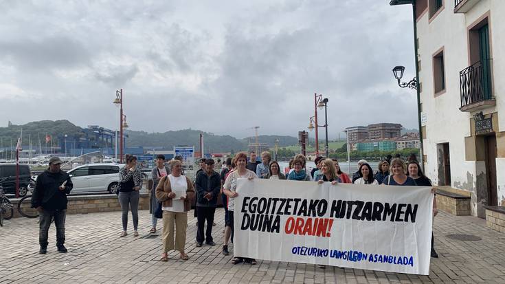 "Hitzarmen duin" bat erreklamatzeko elkarretaratzeak egin dituzte Otezuriko langileek