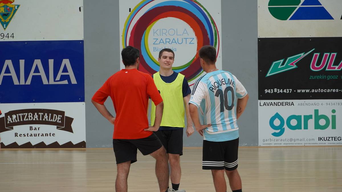 Martxan da hirugarren Zarautz Futsal Cup txapelketa